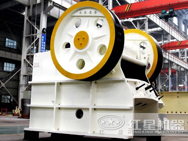 石膏顎式破碎機設(shè)備 石膏顎式破碎機設(shè)備