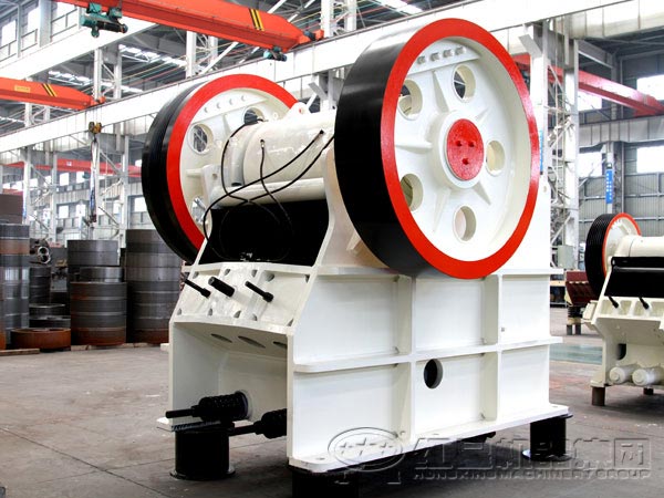 顎式破碎機(jī) 顎式破碎機(jī)