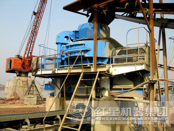 石灰石制砂機生產現場