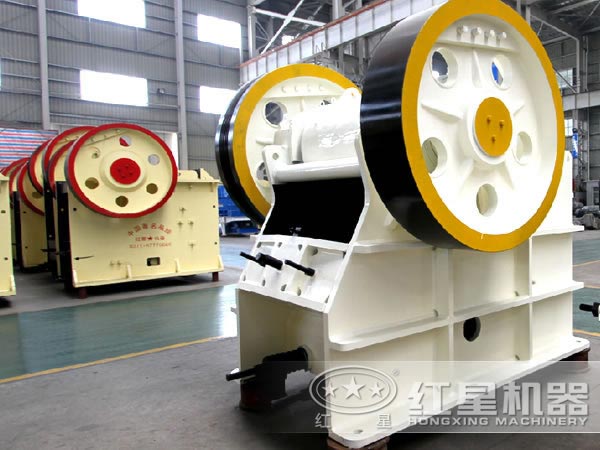 顎式破碎機設備 顎式破碎機設備