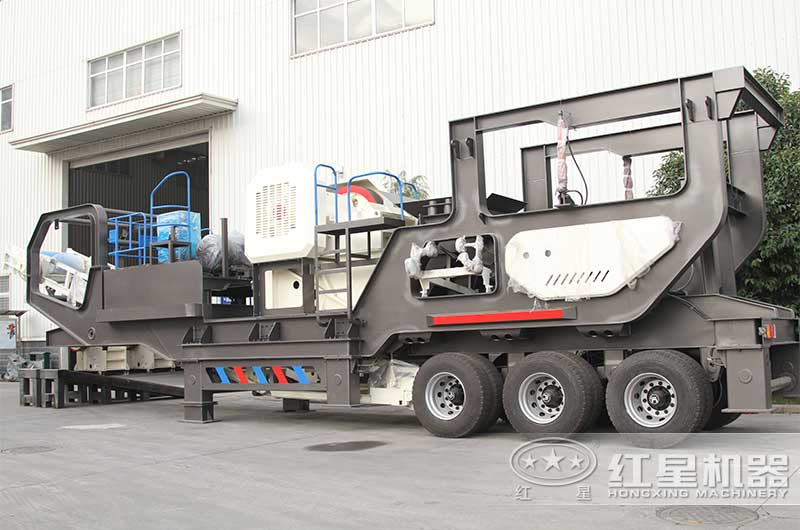 移動(dòng)砂石破碎機(jī) 移動(dòng)砂石破碎機(jī)