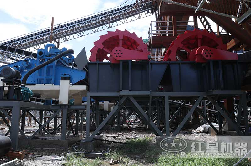 新的洗沙回收一體機生產設備安裝在即