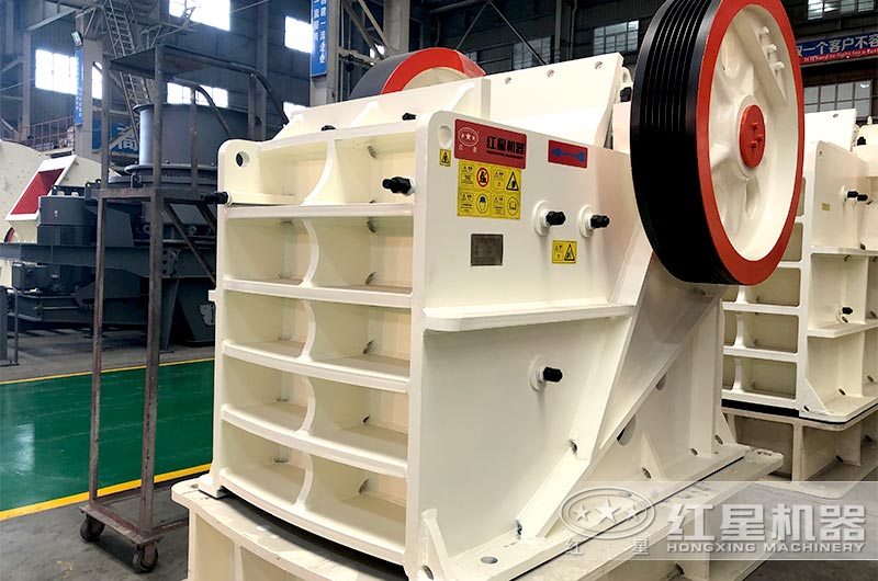 PE900x1200鄂式破石機