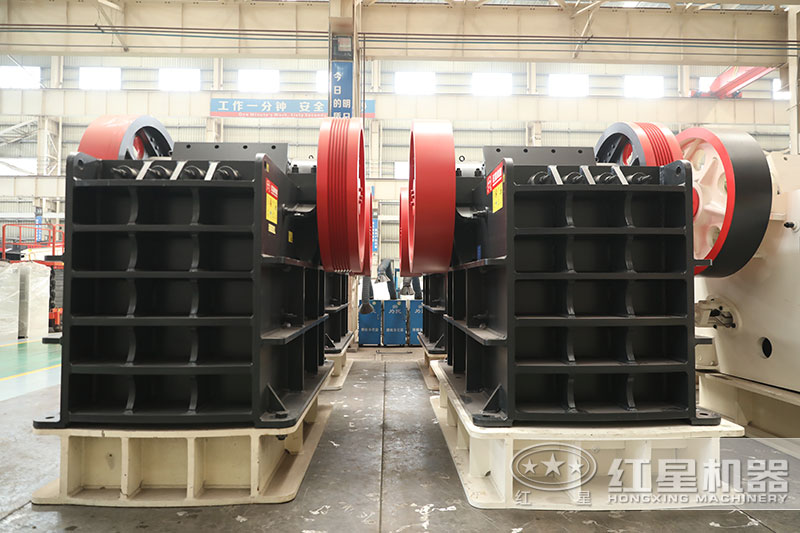 碎石機器-顎式破碎機