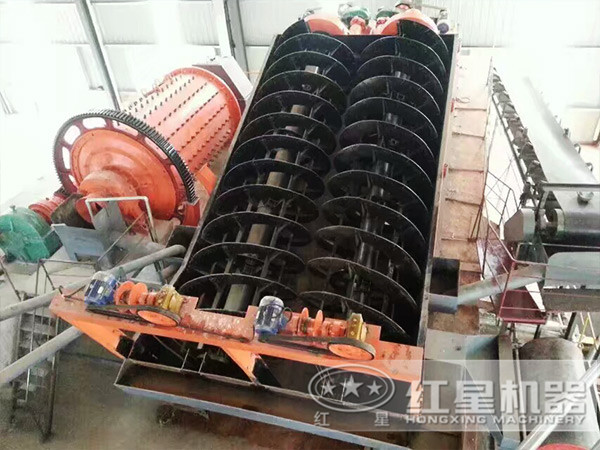 雙螺旋砂石洗選機(jī)選礦現(xiàn)場圖片展示 雙螺旋砂石洗選機(jī)選礦現(xiàn)場圖片展示