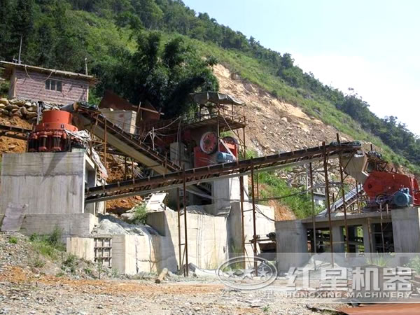 石灰石破碎加工現場