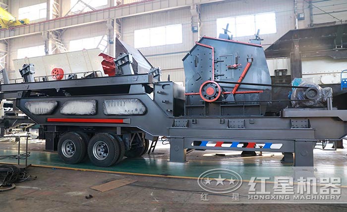 小型移動碎石機生產(chǎn)車間 小型移動碎石機生產(chǎn)車間