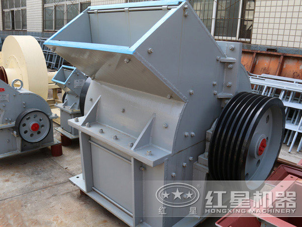 PC-400&times;300錘式破碎機設備展示