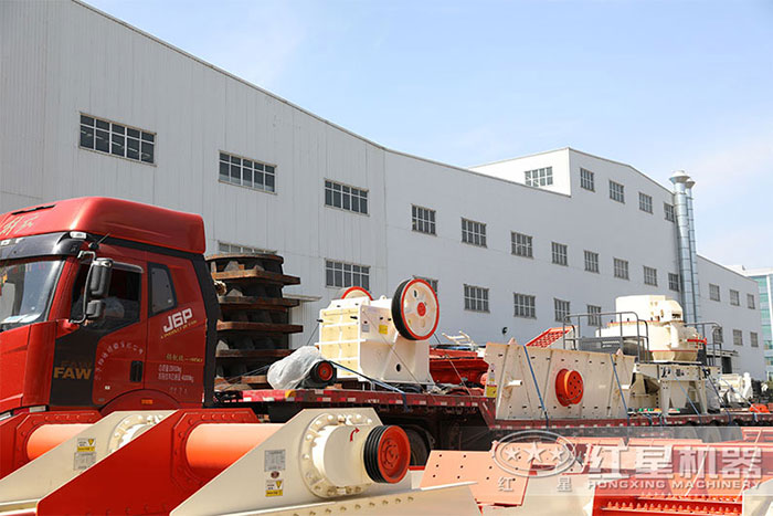 礦山破碎機廠家發貨