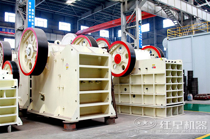 不同規格的顎式制砂機 不同規格的顎式制砂機