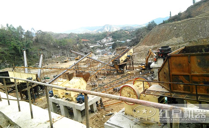 固定式破碎機生產作業現場 固定式破碎機生產作業現場