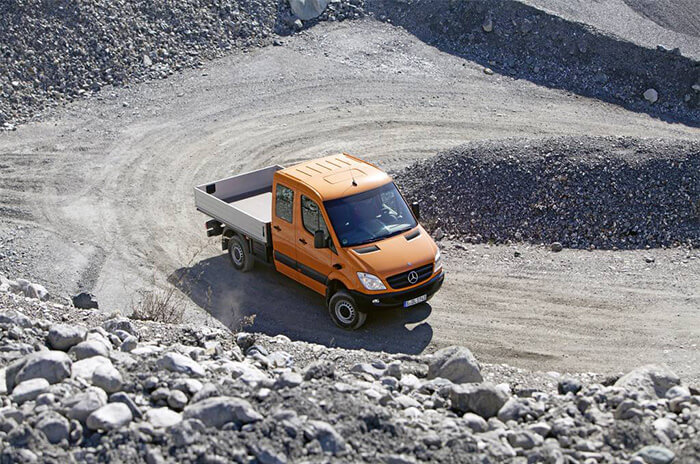 砂石廠(chǎng)物料需要來(lái)回運(yùn)輸