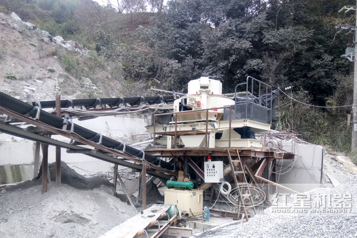 鵝卵石制砂生產(chǎn)線現(xiàn)場(chǎng)