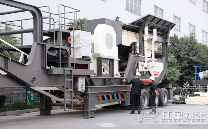 輪胎式移動破碎站客戶參觀 輪胎式移動破碎站客戶參觀