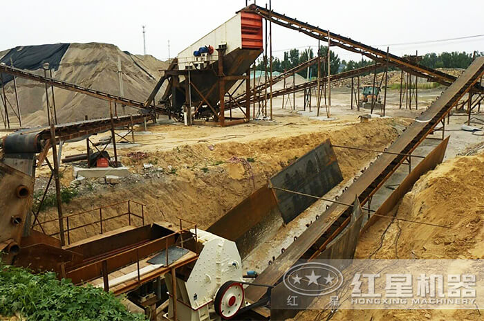 重錘式碎石機生產現場