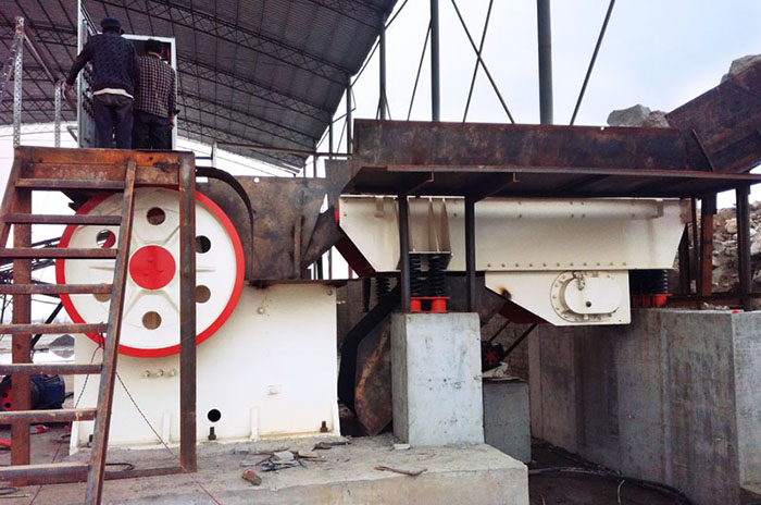 河南紅星石頭粉碎機綠色作業現場