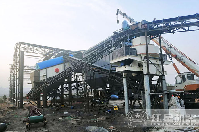 紅星石頭打砂機(jī)作業(yè)現(xiàn)場 紅星石頭打砂機(jī)作業(yè)現(xiàn)場