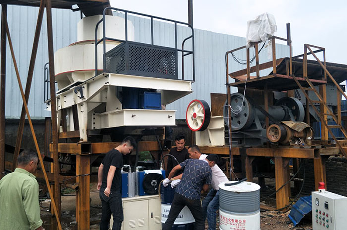 紅星滁州用戶鵝卵石制砂機安裝現場 紅星滁州用戶鵝卵石制砂機安裝現場