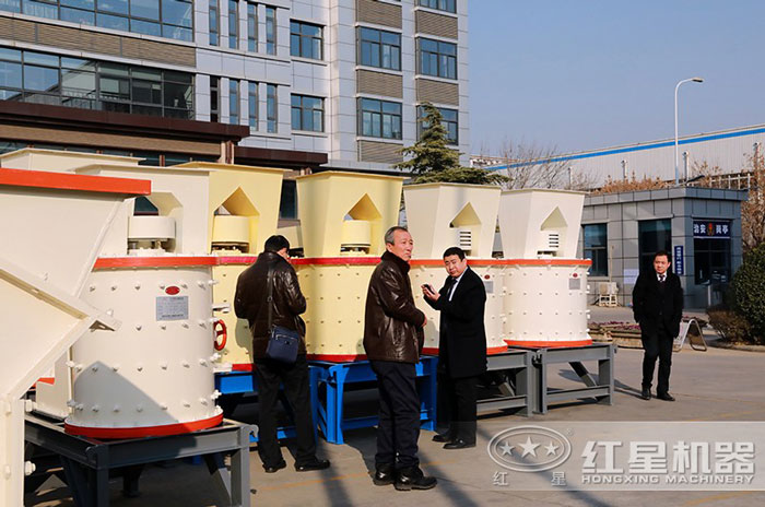 用戶來(lái)廠參觀考察 用戶來(lái)廠參觀試機(jī)