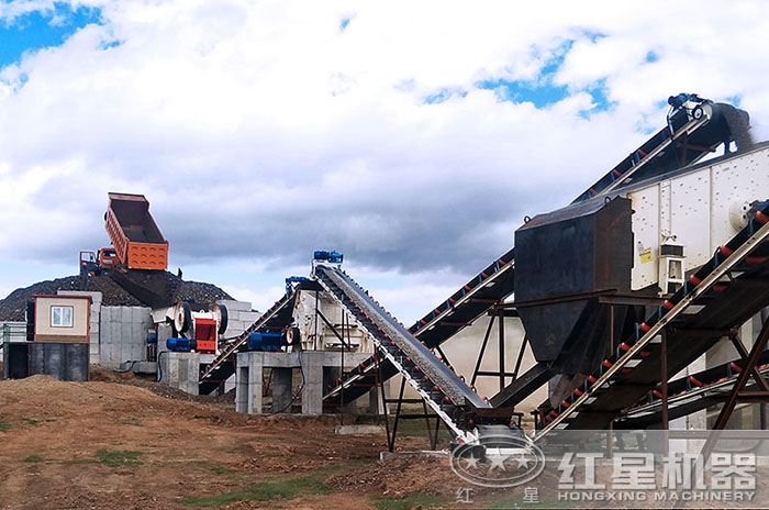 時產100-200噸石料生產線現場