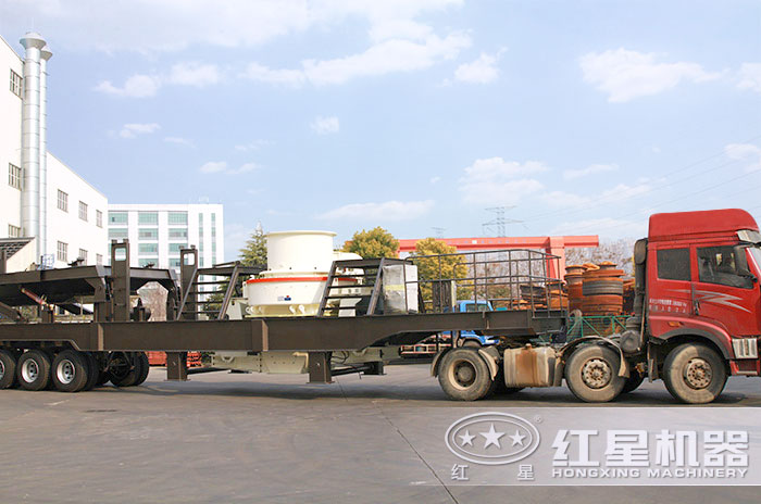 移動鵝卵石做沙子機(jī)器現(xiàn)場發(fā)貨圖