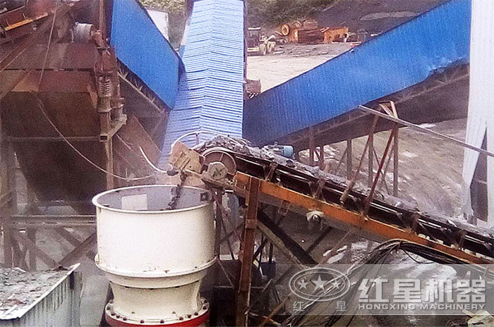 紅星信陽用戶大理石固定生產線破碎現場