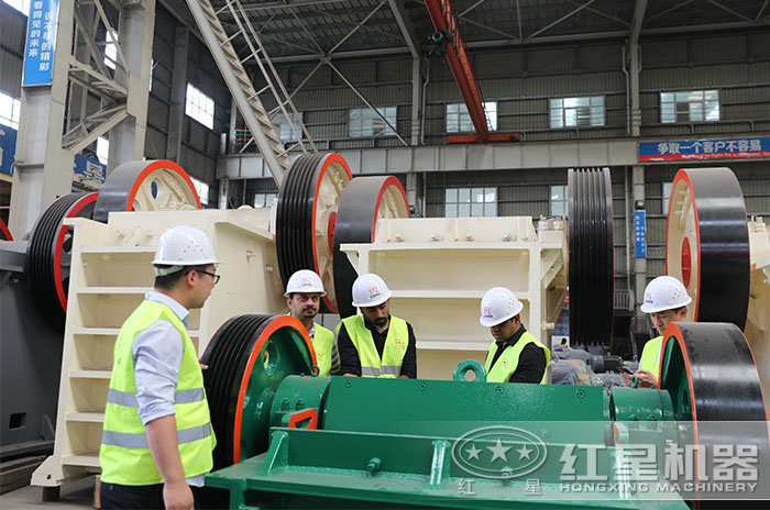 印度用戶來紅星廠區參觀試機