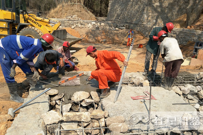 專業工程師現場指導安裝調試設備 專業工程師現場指導安裝調試設備