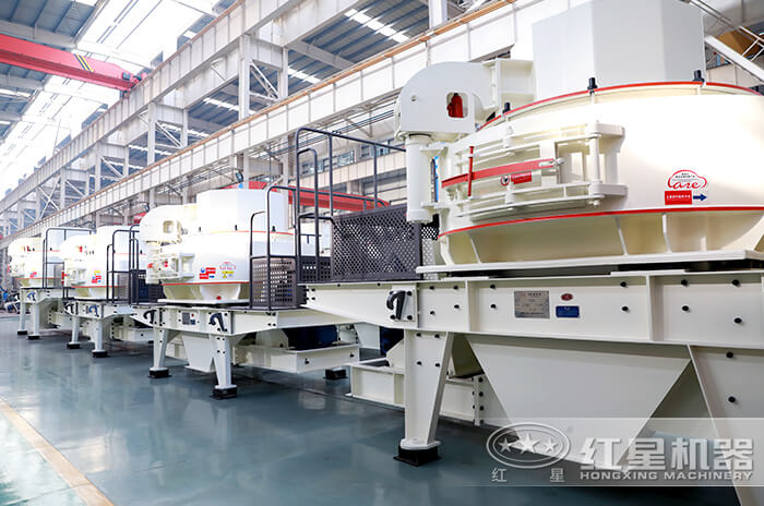 多種型號(hào)的沖擊式制砂機(jī)