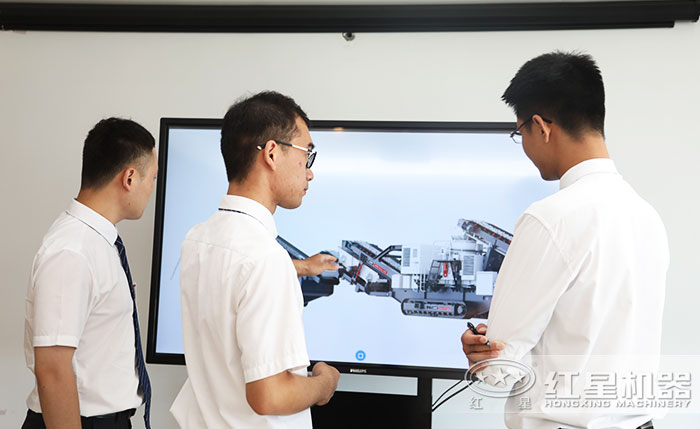 專業(yè)的技術(shù)人員為您量身定制設備 專業(yè)的技術(shù)人員為您量身定制設備