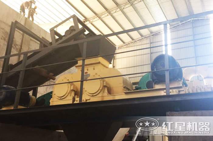 齒輥式煤炭破碎機設備試機現場 齒輥式煤炭破碎機設備試機現場