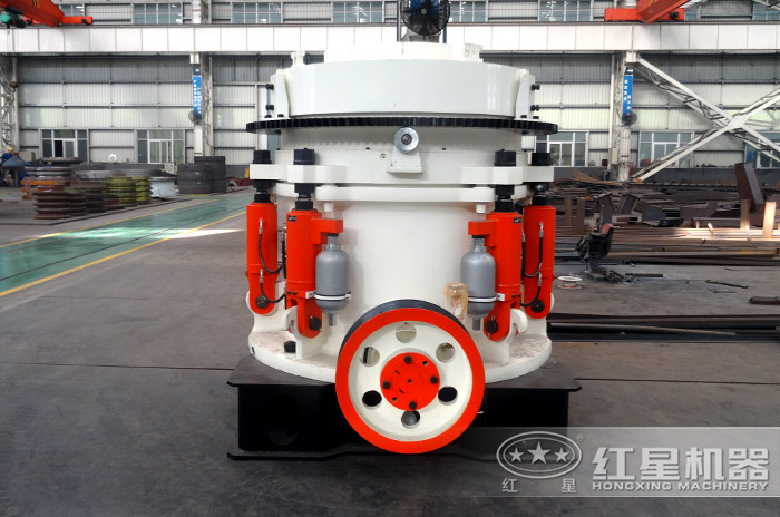 花崗巖圓錐破碎機生產車間