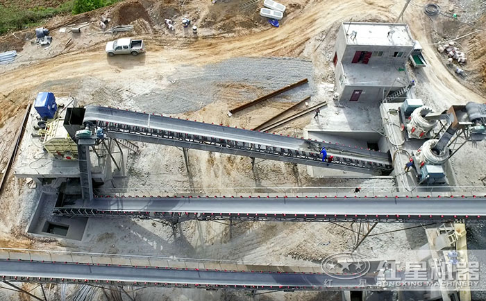 石子破碎加工現(xiàn)場(chǎng)全景俯瞰圖 石子破碎加工現(xiàn)場(chǎng)全景俯瞰圖