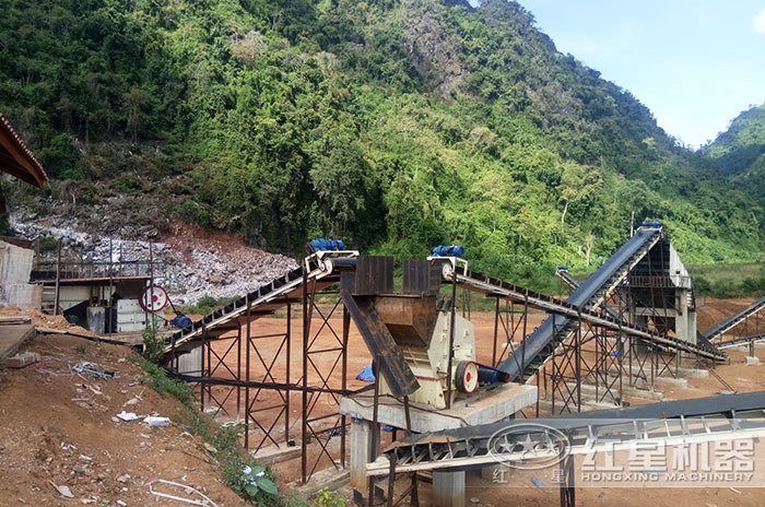 顎破+反擊破的破碎生產加工現場 顎破+反擊破的破碎生產加工現場