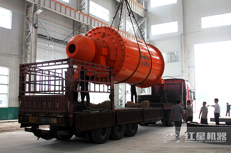 球磨機制砂設備發貨進行中 球磨機制砂設備發貨進行中
