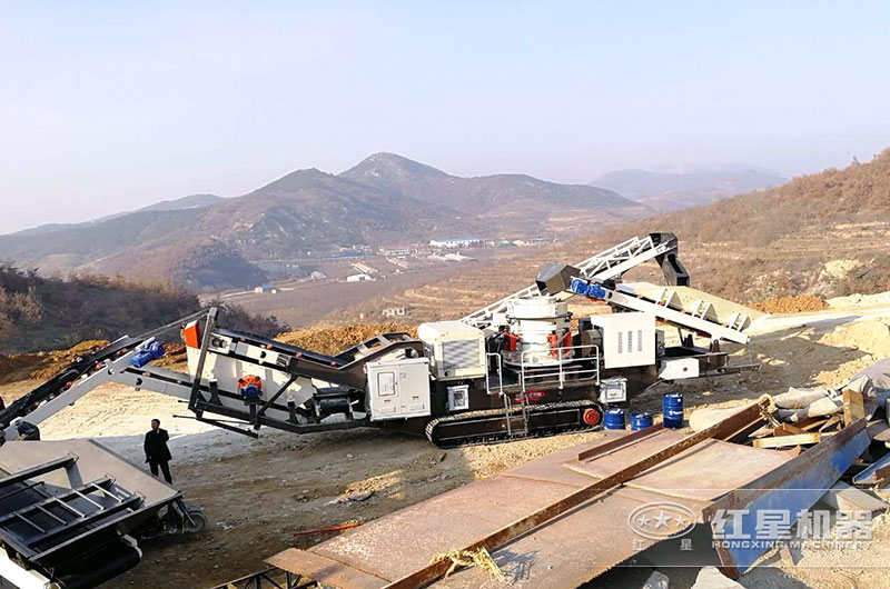 移動式圓錐破碎生產現場 移動式圓錐破碎生產現場