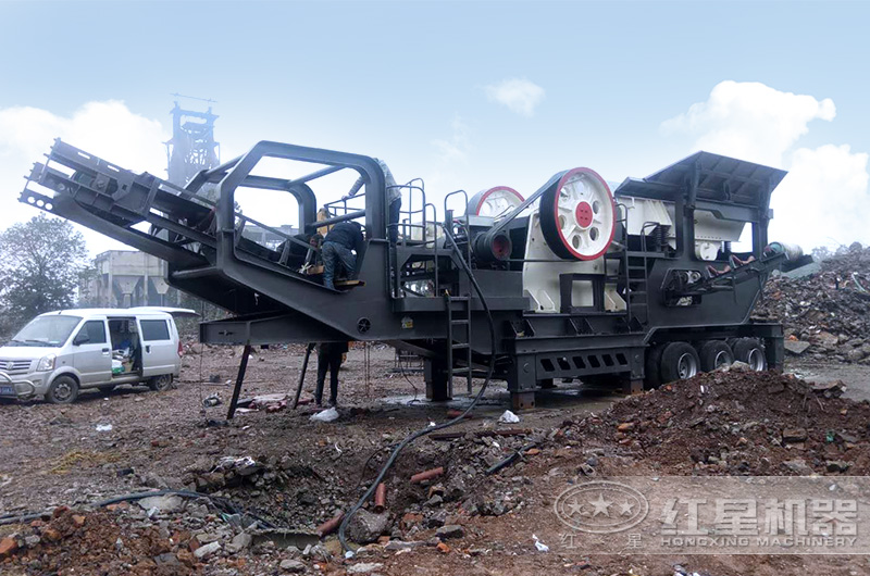 移動(dòng)破碎機(jī)現(xiàn)場(chǎng)無(wú)需基建無(wú)需安裝 移動(dòng)破碎機(jī)現(xiàn)場(chǎng)無(wú)需基建無(wú)需安裝