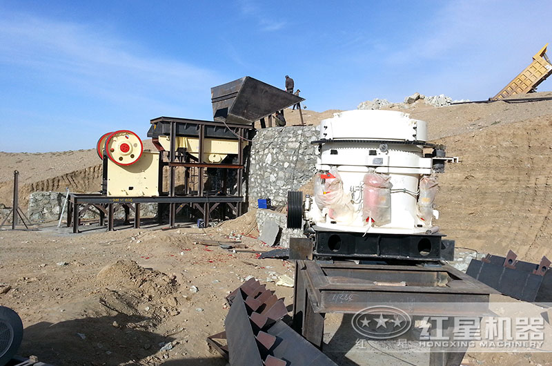 69顎式破碎機安裝現場 69顎式破碎機安裝現場