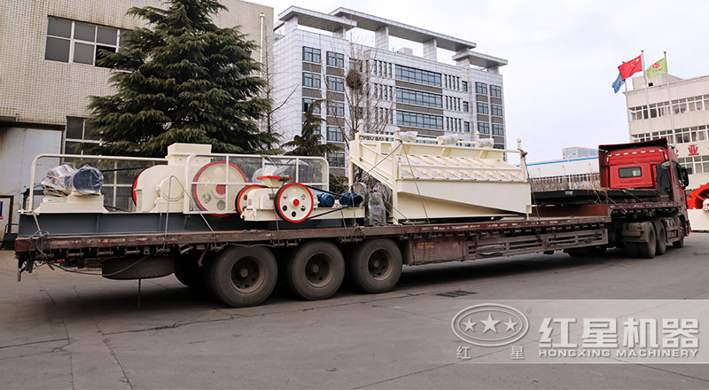 大型液壓對輥制砂機設備市場需求大,價格低 大型液壓對輥制砂機設備市場需求大,價格低