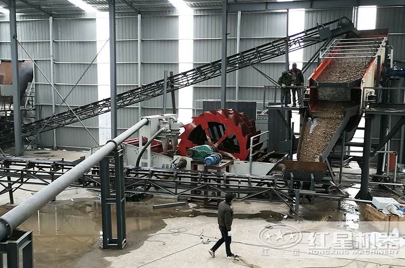 輪斗式洗砂機(jī)優(yōu)勢多