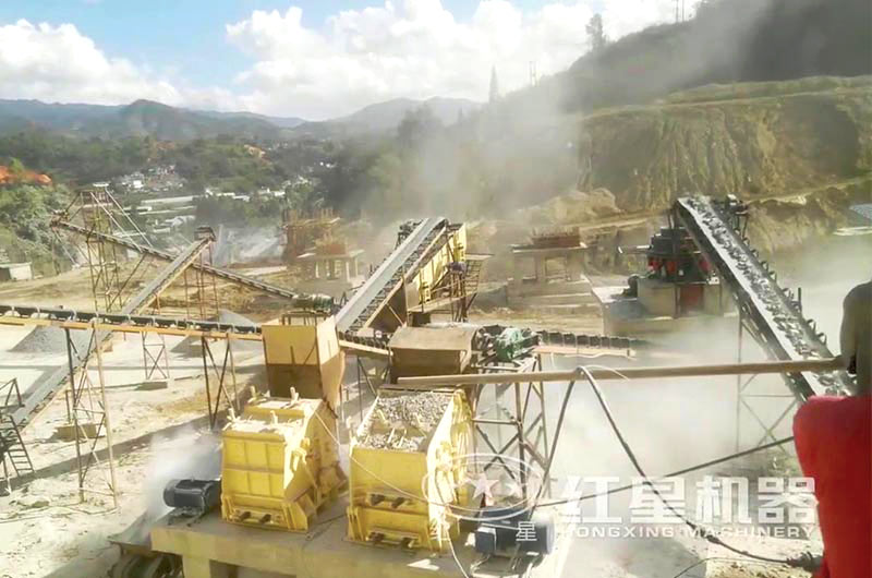 600t/h硅礦反擊式板錘制砂機生產現場 600t/h硅礦反擊式板錘制砂機生產現場