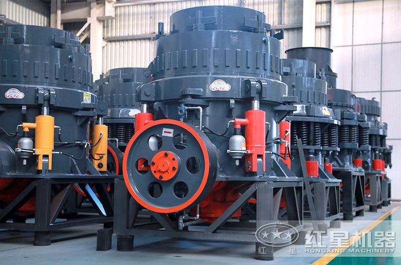 每小時產200噸石子的復合型圓錐機 每小時產200噸石子的復合型圓錐機