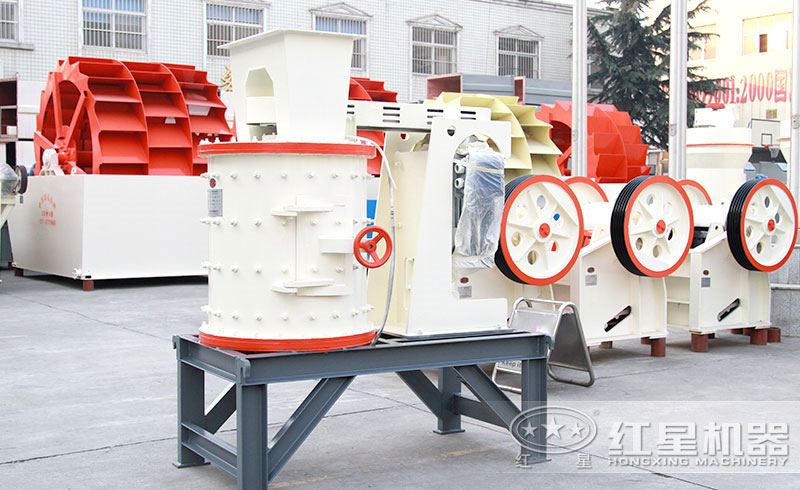 小型復(fù)合式粉碎機(jī)械